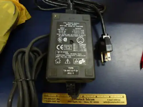 I.T.E. SC300 Power Supply 110v/250v AC w/Outputs +5 +12 and -12VDC