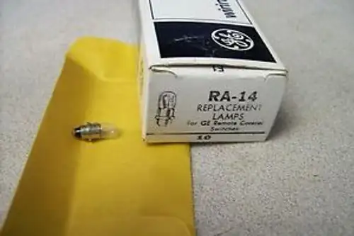 OF 10 RA-14 REPLACEMENT LAMPS FOR GE RR7 SYSTEM SWITCHES