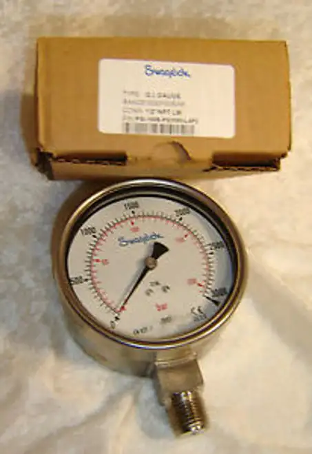 Swagelok G.I. Gauge Pgi-100B-Pg3000-Lapx 1/2 Npt Lm 3000Psi/Bar Stainless Steel
