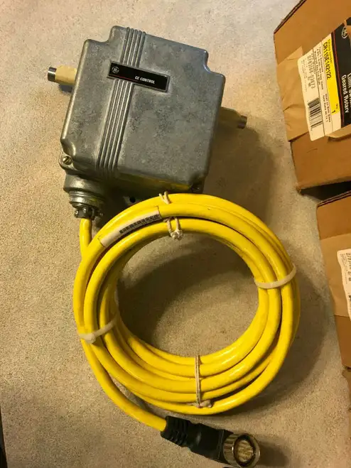 New Ge Cr115E Cr115E142122 Geared Rotary Limit Switch W/ Turck Cordset
