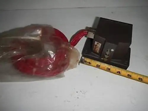 Balluff Bns-519-D3-D12-100 3 Limit Switch 13 Lead Wire