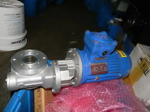 Euromotori 71B-4 230/400V 0.37 Kw 1330 Rpm 0.37 Kw Motor / Sertec Getriebe