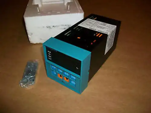 Honeywell Temperature Controller Dc3002-0-000-1-00-0111