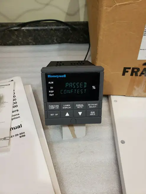 Honeywell Udc3300 Controller Dc330B-Ke-100-20-000000-00-0