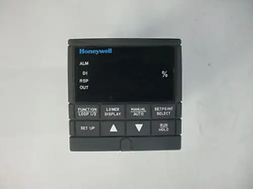 Honeywell Tempertaure Controller Dc330B-K0-000-30-0A0000-00-0
