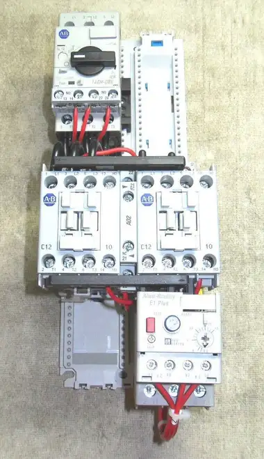 1 Démarreur combiné Allen Bradley 107T-Bwzj3-Rc16S-D1D