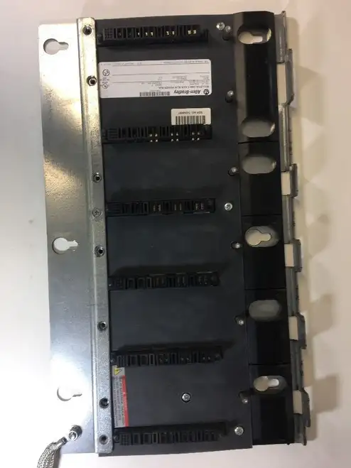 Allen Bradely Bulletin 2094 5 Axis Slimpower Rail 2094-Prs5