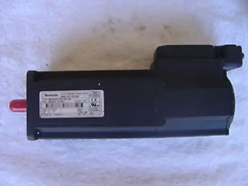 NEW REXROTH 3 PH Permanent Magnet Motor MKD041B-144-GP0-KN
