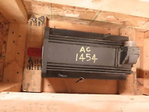 INDRAMAT PERMANENT MAGNET MOTOR MDD112C-L-020-N2L-1300PLO 275235 MOD112-13595