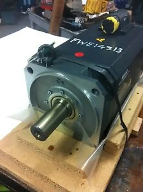 SIEMENS 1FT6105-8AF71-4TH0 SERVO MOTOR