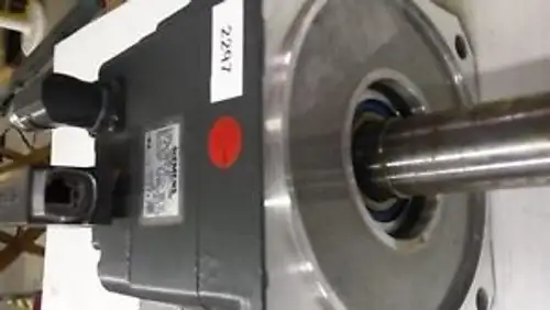 SIEMENS SERVO MOTOR 1FK7100-5AF71-1PG3