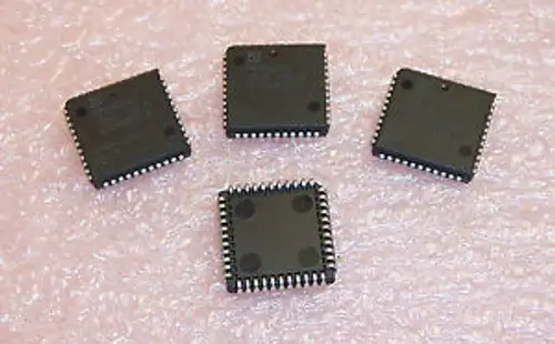 QTY (52) MACH210-15JC-18JI AMD 44 PIN PLCC CMOS PROGRAMMABLE LOGIC