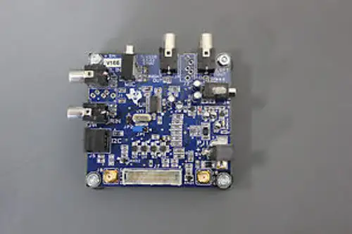 PLATAFORMA DE EVALUACIÓN DEL CÓDEC DE AUDIO ESTÉREO TI TLV320AIC23 EVM2 TLV320 (S20-T-72A)