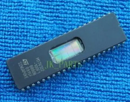 10pcs M27V322-100F1 M27V322 27V322 32M EPROMs