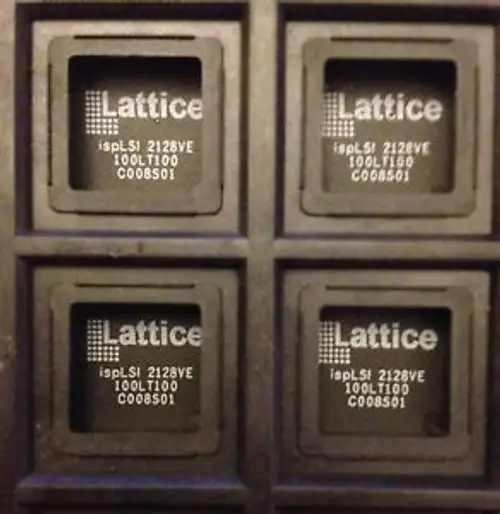 25 ~ Lattice ISPLSI2128VE C008S01 CQF ICs in Trays