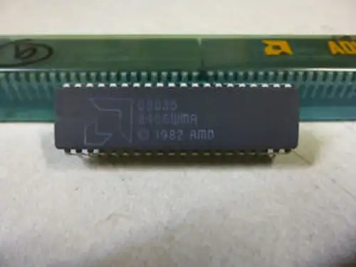 1 FULL TUBE ( 9PC ) D8035H AMD CERAMIC DIP 8 BIT HMOS MICROPROCESSOR
