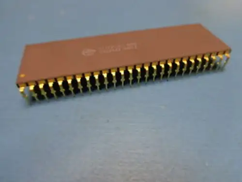 1 Cy7C9116-65Dc 16-Bit 32X16 Alu 65Ns 52-Pin Ceramic Dip Gold Usa