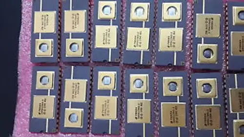 1 Pcs COP881CMHD-3 NSC -IC COP881