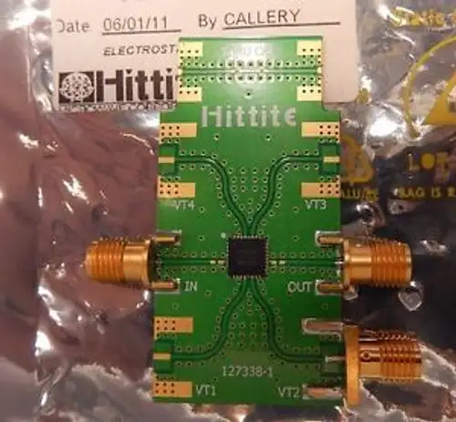 HITTITE 127338-1 EVALUATION BOARD 695