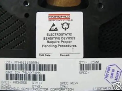 2500 pcs 74LVX74M Fairchild 74LVX74MX soic14 3.6v flip flop logic