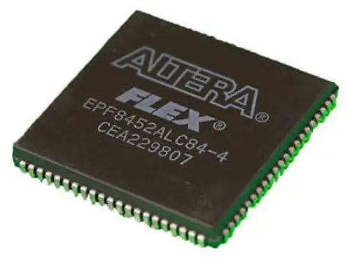 10 pcs EPF8452ALC84-4 Altera IC