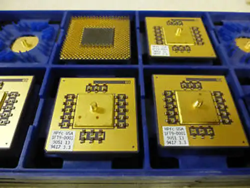 AND EXTREMELY RARE HEWLETT PACKARD PA-7100 PCX-T RISC PROCESSOR