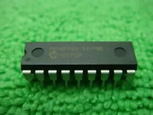 100Pc Microchip Pic16F84A-04 Pic16F84 16F84A 16F84 Mcu