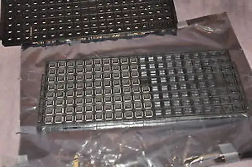 Xilinx Xc9536Xl-7Vq44C Fpga 44 Tqfp 84 Pcs