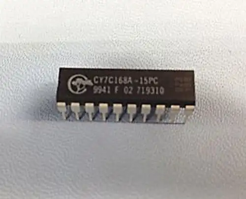 100 Circuits intégrés Cy7C168A-15Pc