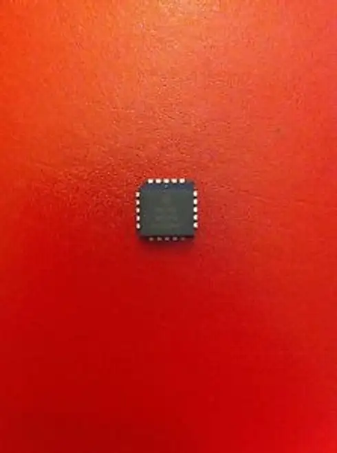 18 ~ On-Semi Mc10E1651Fnr2 Ic Comparator Dual Ecl 20-Plcc Ics