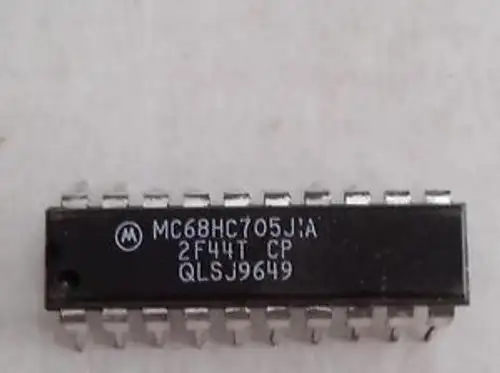 100 Pcs Lot Mc68Hc705J1Acp Motorola Ic