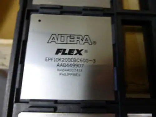 Epf10K200Ebc600-3 10Ke Family 200K Gate Fpld 600 Pin Bga Package