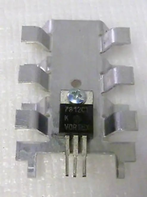 QTY 200 Heat Sinks Large Vertical Aluminum TO-202 TO-126 TO-127 TO-220