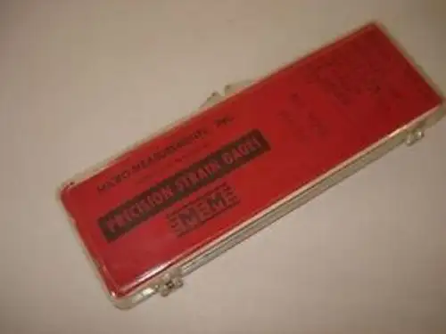 4 MICRO MEASUREMENTS MA-06-062AK-120 PRECISION STRAIN GAGES NSFP