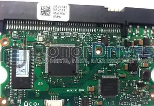 HDP725032GLAT80 0A29742 BA2631_ PN 0A35393 Hitachi 320GB IDE 3.5 PCB + Servic