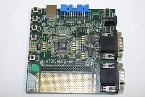 Atmel At91Sam7S-Ek Evaluation Board