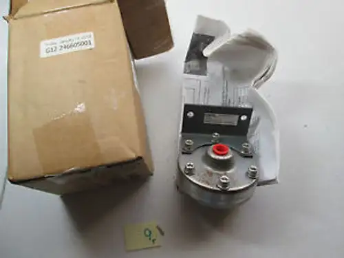 IN SIEMENSN FLOW CONTROLLER 63SD-L 242