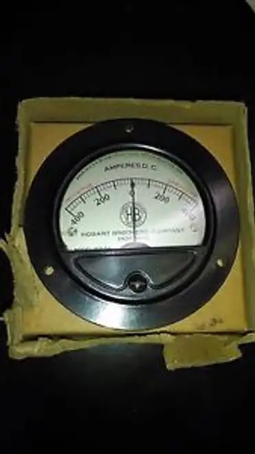VINTAGE IN HOBART BROTHERS MODEL 321-TH D.C. AMPERES METER