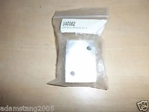 IFM U40062 LOW FLOW ADAPTOR BLOCK SS G1/4-1/4 NPT