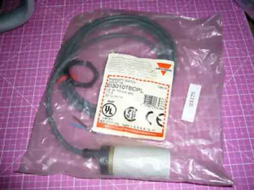 Inductive Proximity Switch CARLO GAVAZZI EI3010TBOPL UB:20-25- VAC
