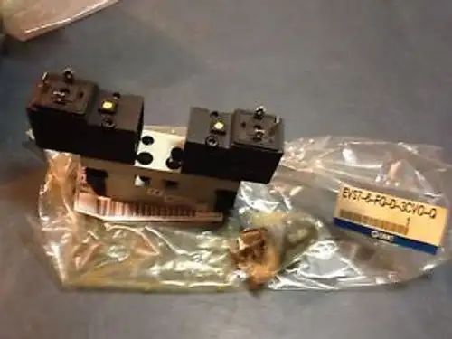 SMC EVS7-6-FG-D-3CVO-Q SOLENOID VALVE W/GASKET Screws Part