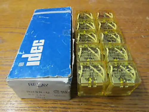 10 Idec RH3B-U Relay 24 Volts D/C 24X28