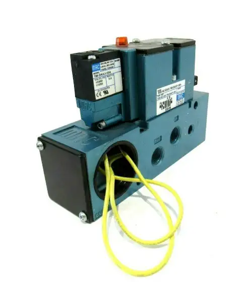 MAC PNEUMATIC SOLENOID VALVE # 82A-AC-BKA-TM-DAAP-1DA # TM-DAAJ-1DA