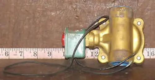 1 ASCO 8210D4 SOLENOID VALVE