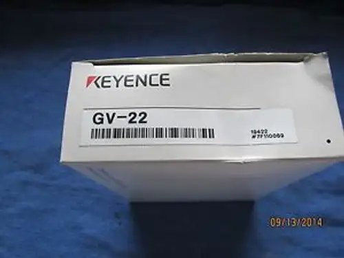 TWO KEYENCE GV-22 AMPLIFIER EXPANSION LASER SENSOR AMPLIFIER 10-30VDC PNP