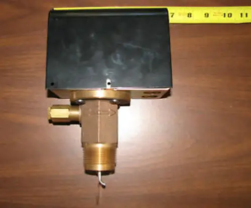RTC 30187D 1-1/2 Inch Flow Switch