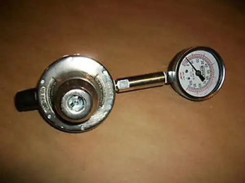 BINKS 84-345 STAINLESS STEEL REGULATOR WITH GAUGE 0-100 lb in