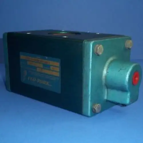 FLO-TORK 94 ROTATION 125PSI 1/8NPT ROTARY ACTUATOR A500-94-CB-ET-MS1-RKH-F