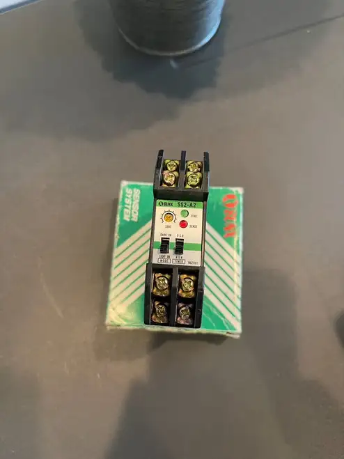 SS2-A2 Sunx Photoelectric Sensor Controller