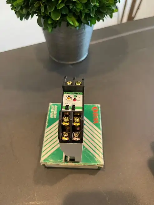 SS2-A2 Sunx Photoelectric Sensor Controller